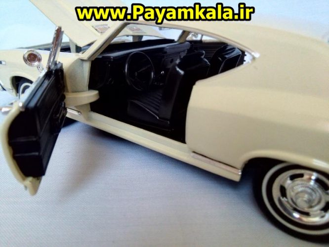 ماکت فلزی ماشین اسباب بازی شورلت (1968 Chevrolet Chevelle SS) بزرگ 1:24 ساخت WELLY کرم