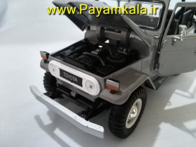 ماکت تویوتا لندکروزر قدیمی بزرگ 1:24 (TOYOTA FJ40 1960-1984 BY MOTORMAX) سری پلاتینیوم