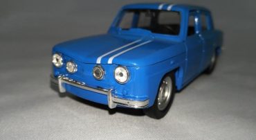 ماکت رنو رالی (Renault 1960 R8 BY WELLY) : پیام کالا مرکز فروش پستی اسباب بازی