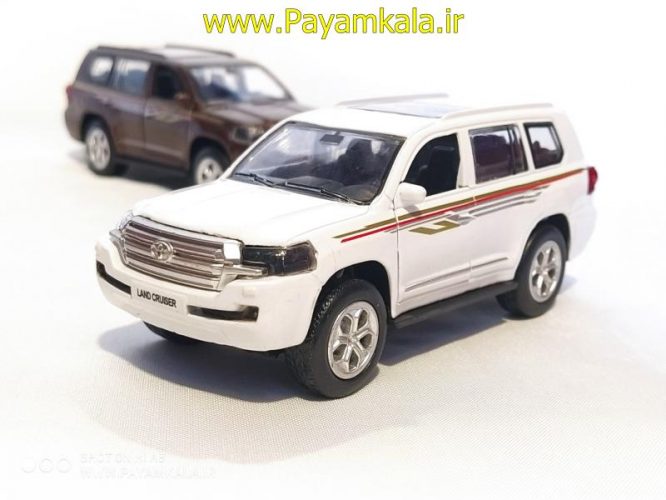 (سایز معمولی) اسباب بازی تویوتا چراغدار (TOYOTA LANDCRUISER BY KINGSTOY) سفید