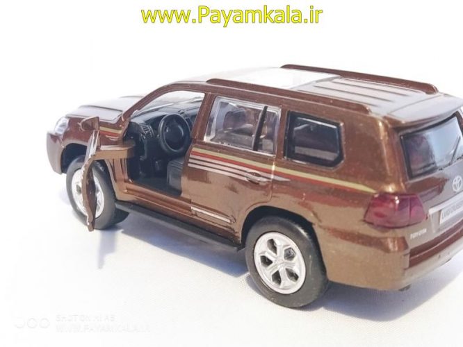 (سایز معمولی) اسباب بازی تویوتا چراغدار (TOYOTA LANDCRUISER BY KINGSTOY) قهوه ای متالیک