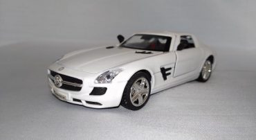 ماکت اسباب بازی مرسدس بنز (Mercedes-Benz SLS)