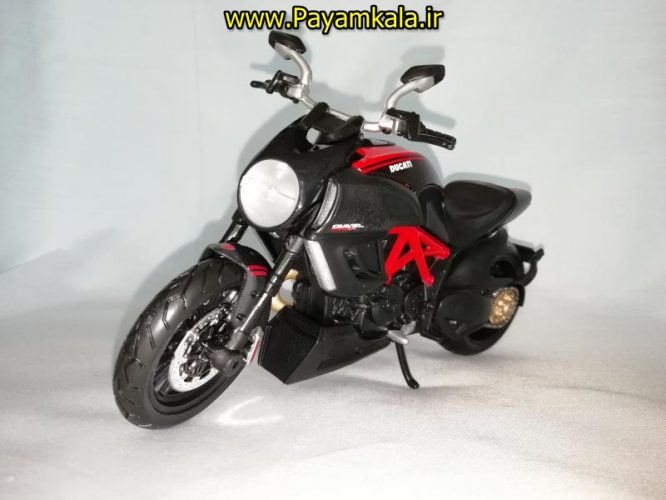 (سایز بزرگ) ماکت فلزی موتورسیکلت دوکاتی (DUCATI DIAVEL CARBON BY MAISTO)(1/12)