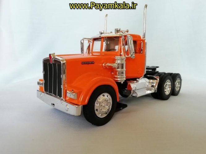 ماکت فلزی تریلی کنورث (KENWORTH W900) بزرگ 1:32 ساخت NEWRAY