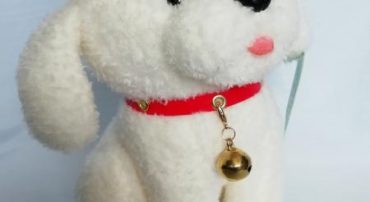 عروسک خارجی سگ زنگوله دار (کد 101)سفید
