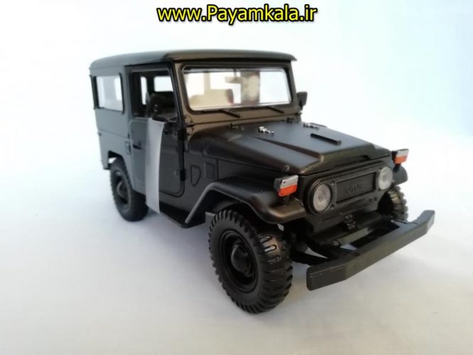 ماکت ماشین فلزی قدیمی تویوتا اف جی کروزر 1:24 (TOYOTA FJ40 BY MOTORMAX) سری پلاتینوم