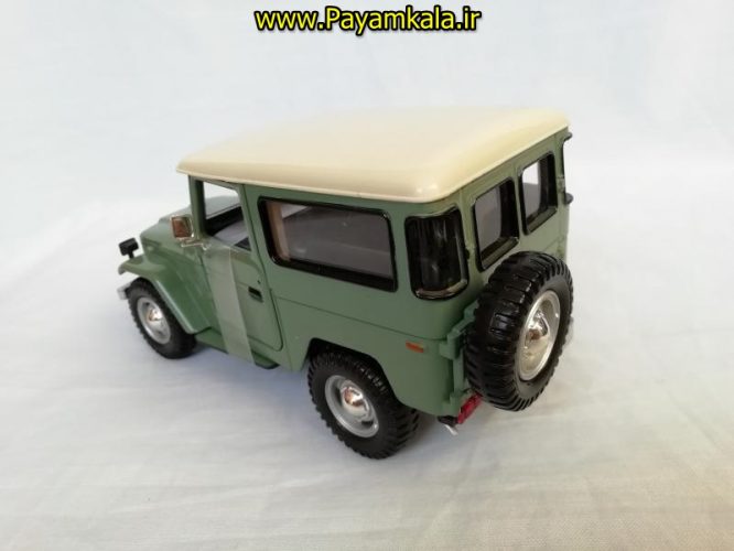 ماکت ماشین فلزی قدیمی تویوتا اف جی کروزر 1:24 (TOYOTA FJ40 BY MOTORMAX) سری پلاتینوم