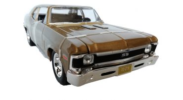 ماکت نوا بزرگ (1:24) (1970 CHEVROLET NOVA SS BY MAISTO) (بژ)