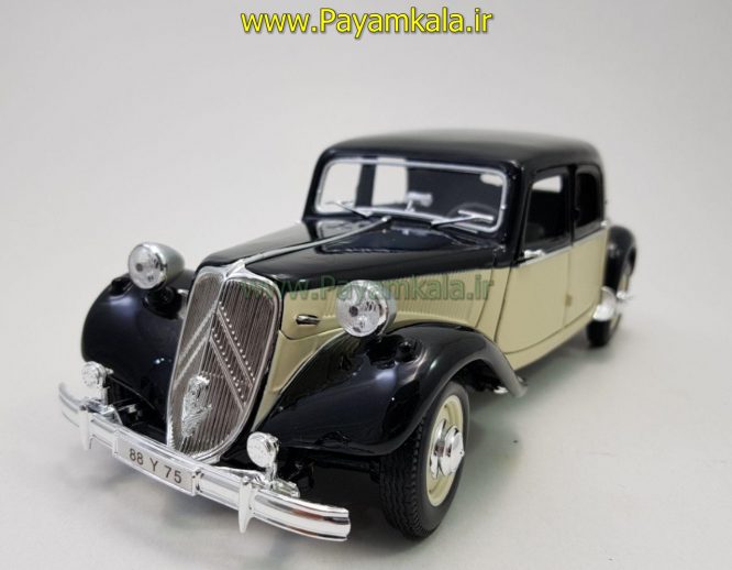 ماشین فلزی سیتروئن بزرگ (Citroen 15CV 6 Cyle 1952 Maisto) (1:18) مشکی سفید