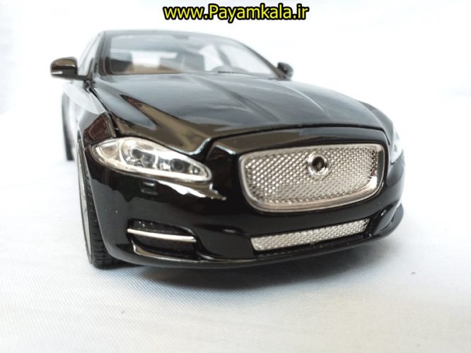 ماشین بازی جگوار بزرگ (1:24)(2010 JAGUAR XJ BY WELLY) مشکی