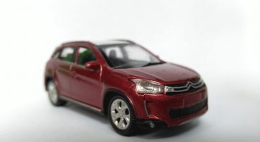 ماکت مینیاتوری سیتروئن (1:64)(CITROEN C4 AIRCROSS BY NOREV) قرمز 