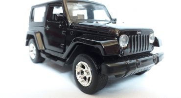 (جعبه دار) ماکت جیپ (2014JEEP WRANGLER BY JADA) مشکی