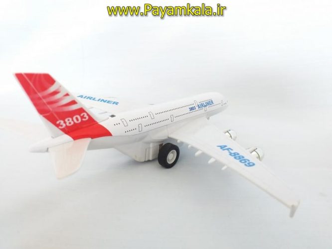 هواپیما مسافربری (AIR LINER 3803) دم قرمز