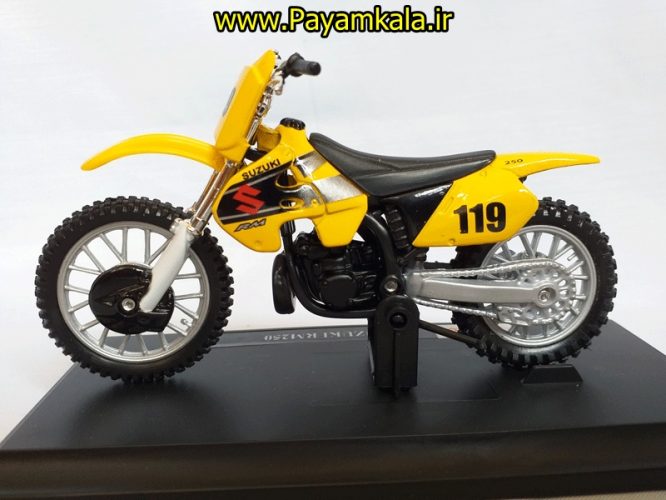 ماکت فلزی موتورسیکلت  سوزوکی(1:18)(SUZUKI RM250 BY MAISTO)