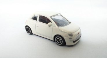 ماکت مینیاتوری فیات (1:64)(FIAT 500 BY NOREV) سفید