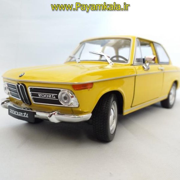 ماکت ب ام و 2002 (بی ام دبلیو BMW) بزرگ 1:24 ساخت WELLY (رنگ زرد)