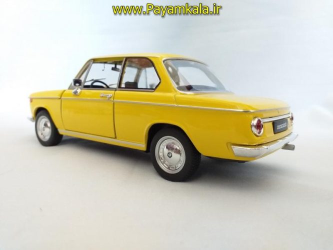 ماکت ب ام و 2002 (بی ام دبلیو BMW) بزرگ 1:24 ساخت WELLY (رنگ زرد)