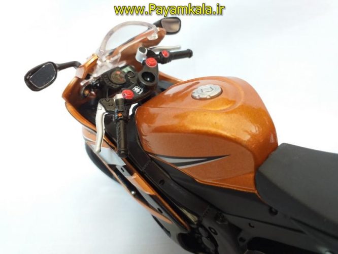 ماکت فلزی موتورسیکلت سوزوکی (SUZUKI GSX-R1000 BY MAISTO)(1/12)