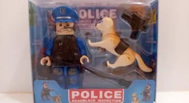 اسباب بازی آدمک پلیس و سگ لگویی طرح 4 (XUJA)