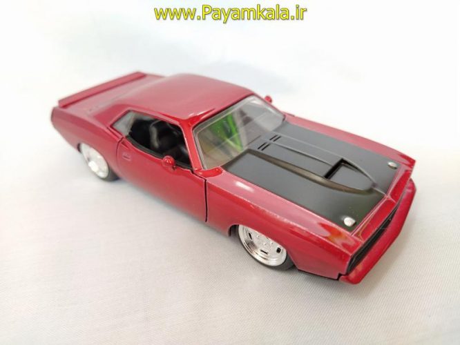 (جعبه دار) ماکت  پلیموت(PLYMOUTH BARRACUDA 1973 BY JADA) قرمز