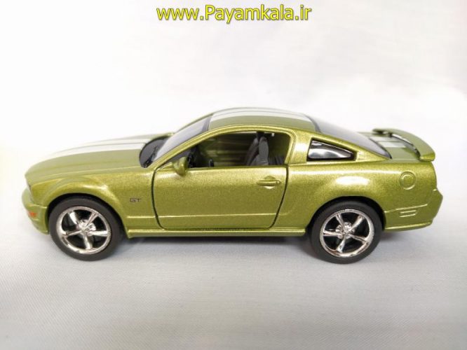 ماشین اسباب بازی فورد(FORD MUSTANG GT2006 BY KINSMART) سبز