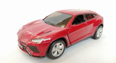 ماشین اسباب بازی لامبورگینی اوروس(LAMBORGHINI URUS BY KINSMART) قرمز