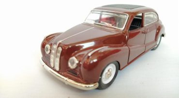 ماشین اسباب بازی ب ام و 1950 (BMW 1950 BY KINGS TOY) قهوه ای