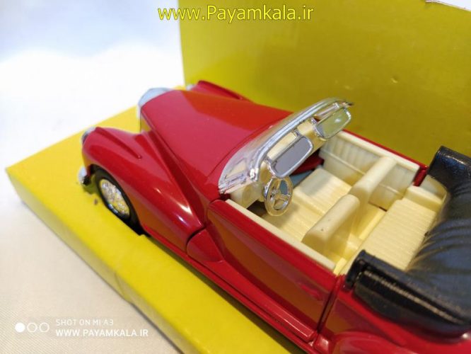 ماشین اسباب بازی کلاسیک 1:24(VINTAGE CAR) قرمز طرح 013