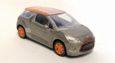 ماکت مینیاتوری سیتروئن (1:64)(CITROEN DS3 BY NOREV) نوک مدادی- نارنجی