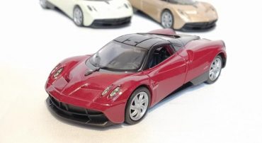 ماشین فلزی پاگانی(PAGANI HUAYRA BY WELLY)قرمز