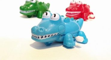اسباب بازی تمساح کوکی آبی(کد 6613)