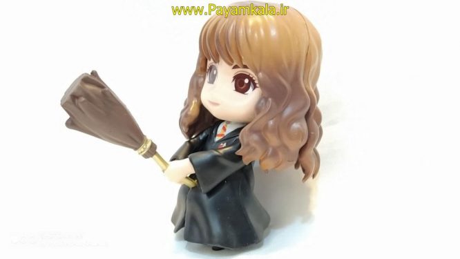 فیگور شخصیت داستانی هرماینی گرنجر (Hermione Granger) با جاروی جادویی