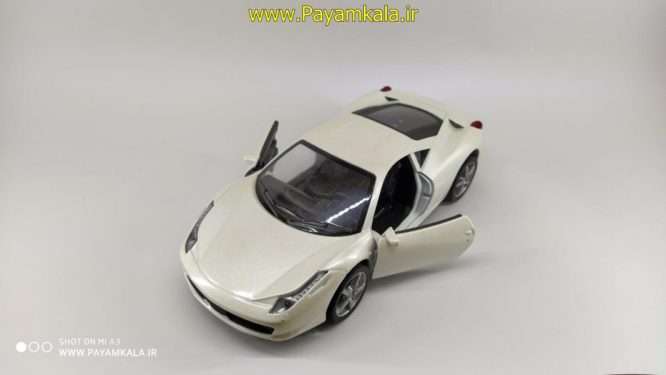 ماکت فلزی فراری 1:24 (DIECAST METAL) سفید