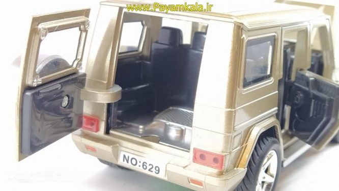 ماشین فلزی مرسدس بنز جی کلاس شش دربازشو (G500 BY DIECAST REPLICA) بژ