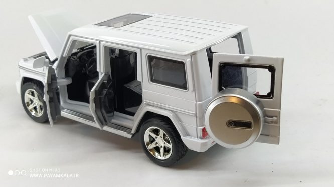 ماشین فلزی مرسدس بنز جی کلاس شش دربازشو (G500 BY DIECAST REPLICA)سفید