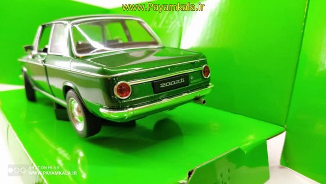 ماکت ماشین بی ام و 2002(BMW 2002TI BY WELLY)(1:24)رنگ سبز