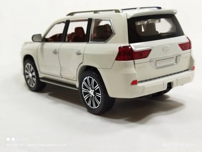 ماکت لکسوس (LEXUS LX570 CHEZHI) سفید