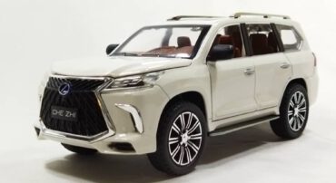 ماکت لکسوس (LEXUS LX570 CHEZHI) سفید