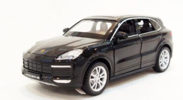 ماکت پورشه کاین (Porsche Cayenne By DoubleHorses)