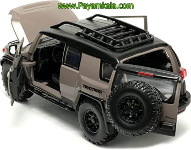 ماکت تویوتا (TOYOTA FJ CRUISER JADA)(1:24) خاکی