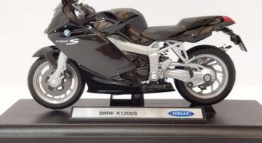 ماکت فلزی موتورسیکلت ب ام و (BMW K1200S BY WELLY)(1/18)