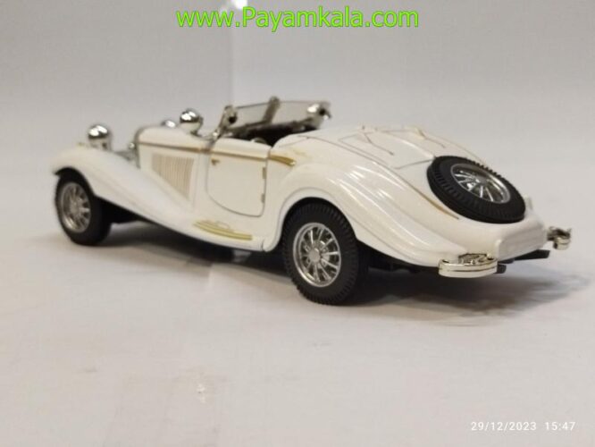 Mercedes Benz car replica (BENZ 500K 1:28) white