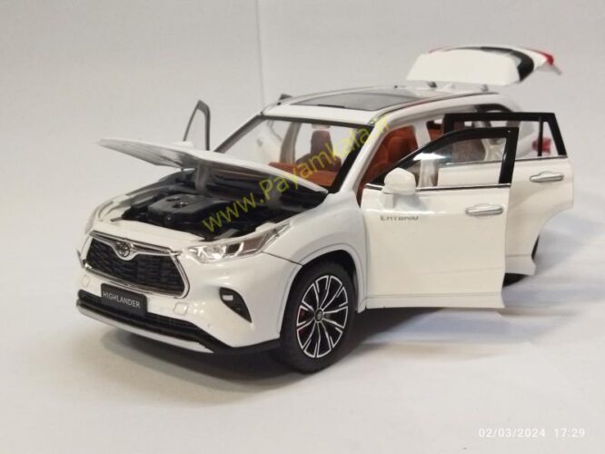 ماکت تویوتا هایلندر (TOYOTA HIGHLANDER 1:24 JFL) سفید