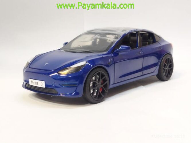 Model Tesla 3 (TESLA 3 XLG) (1:24) blue