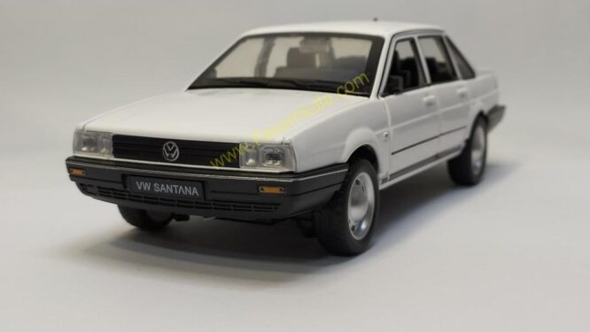 فولکس واگن سانتانا (VW SANTANA 1:24) سفید