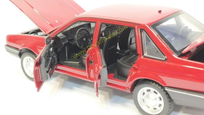 فولکس واگن سانتانا (VW SANTANA 1:24) قرمز