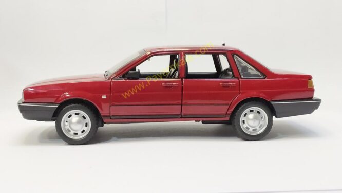 فولکس واگن سانتانا (VW SANTANA 1:24) قرمز