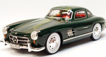 ماشین فلزی مرسدس بنز (BENZ 300SL CHEZHI) (1:24) سبز