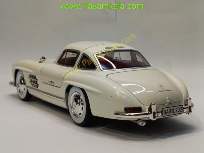 ماشین فلزی مرسدس بنز (BENZ 300SL CHEZHI) (1:24) سفید