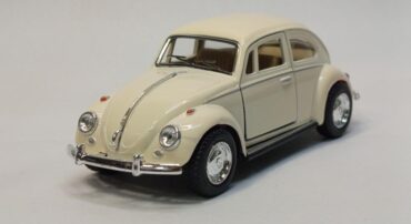 ماشین فلزی فولکس کینسمارت (Volkswagen Classical Beetle KINSMART) کرم